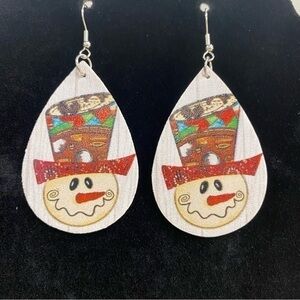 Snowman winter drop dangle faux leather teardrop earrings 3” Christmas holiday
